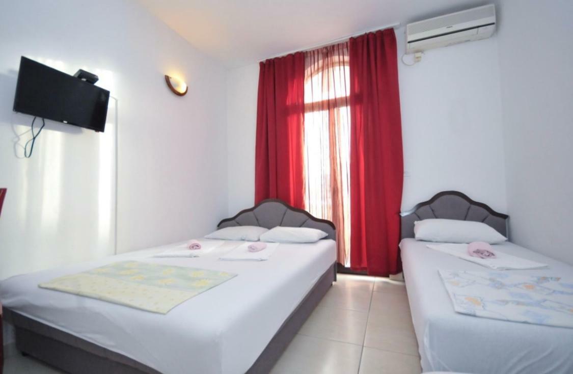 Studio Sara Apartment *