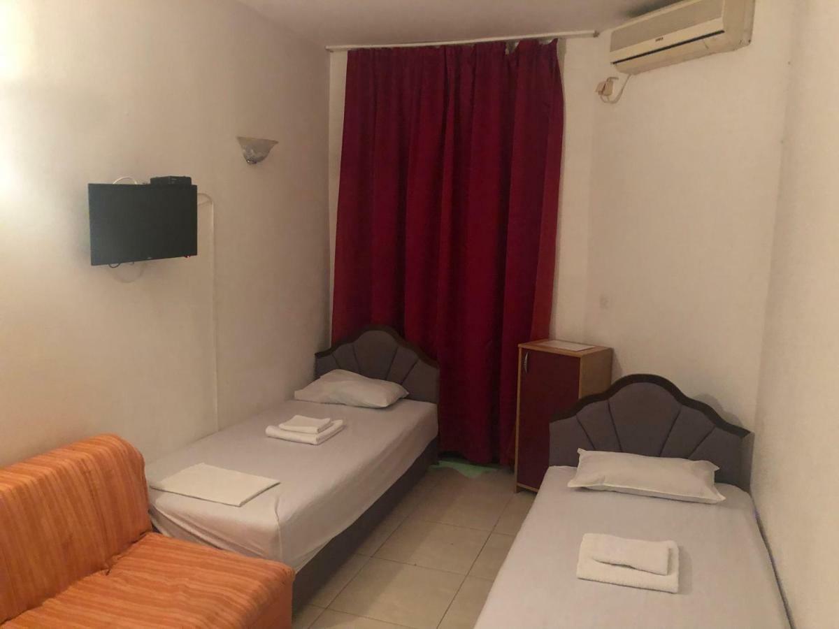 Studio Sara Apartment *