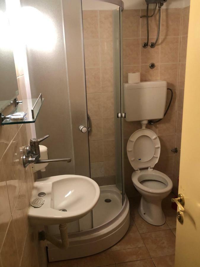 Studio Sara Apartment *